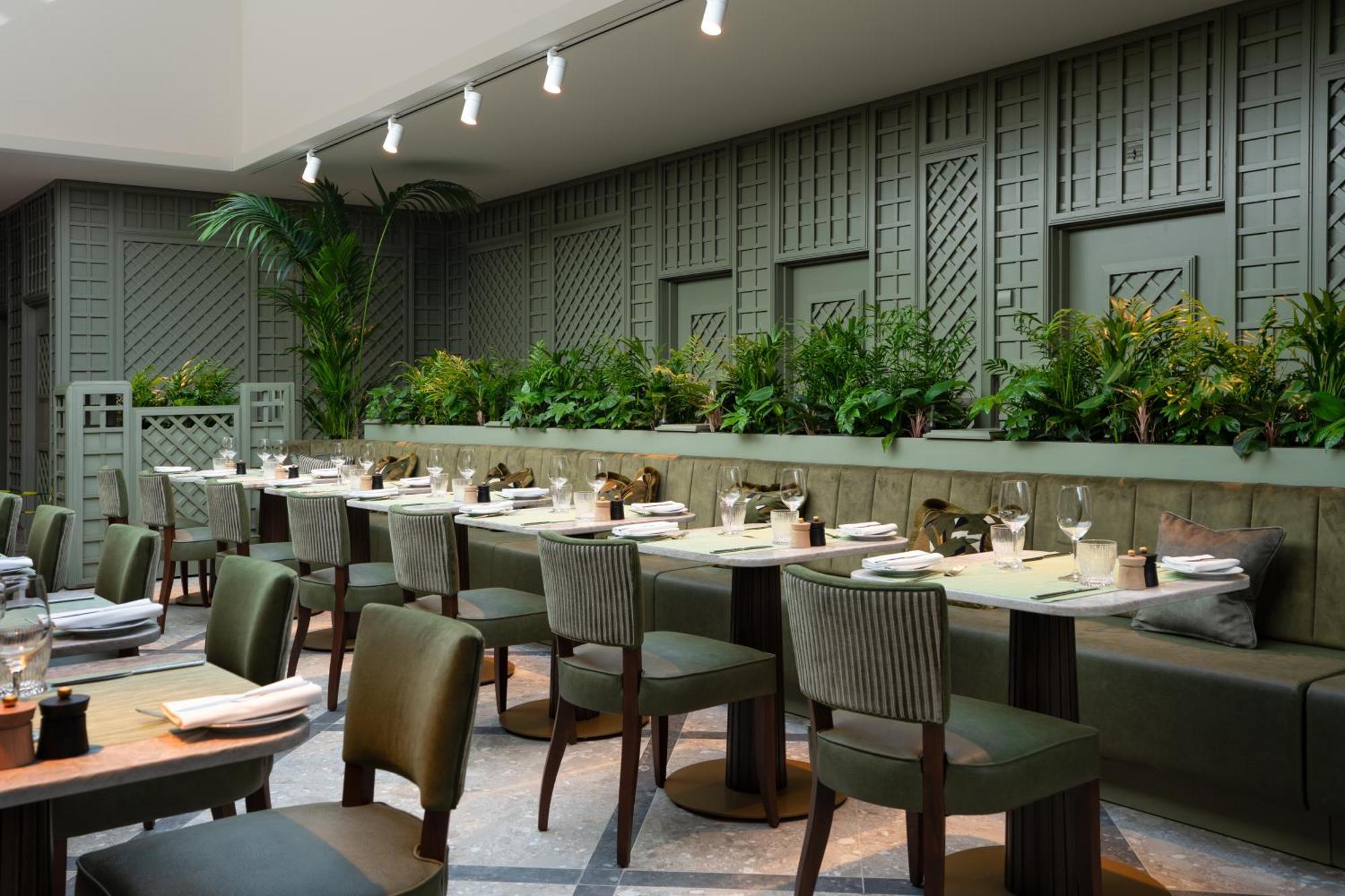 Crossbasket Castle Hotel & Restaurant High Blantyre Esterno foto
